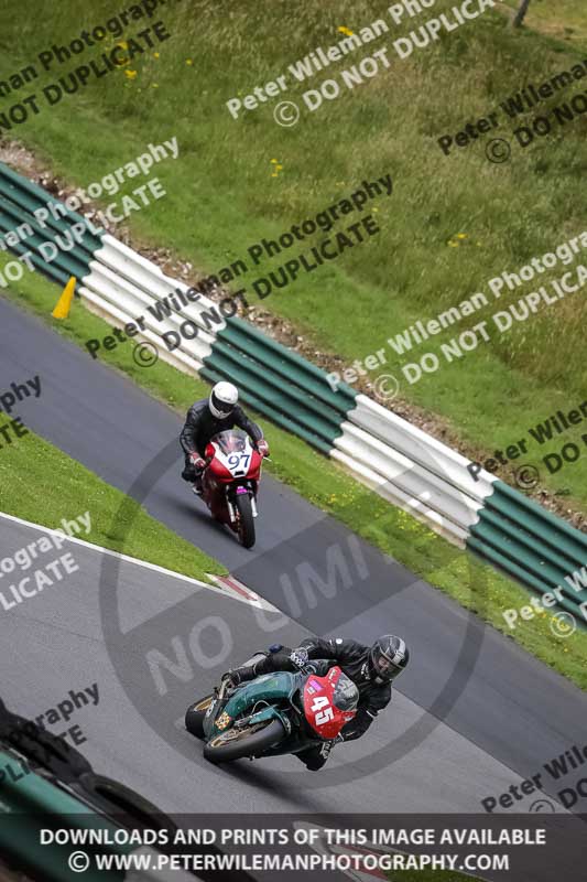 cadwell no limits trackday;cadwell park;cadwell park photographs;cadwell trackday photographs;enduro digital images;event digital images;eventdigitalimages;no limits trackdays;peter wileman photography;racing digital images;trackday digital images;trackday photos